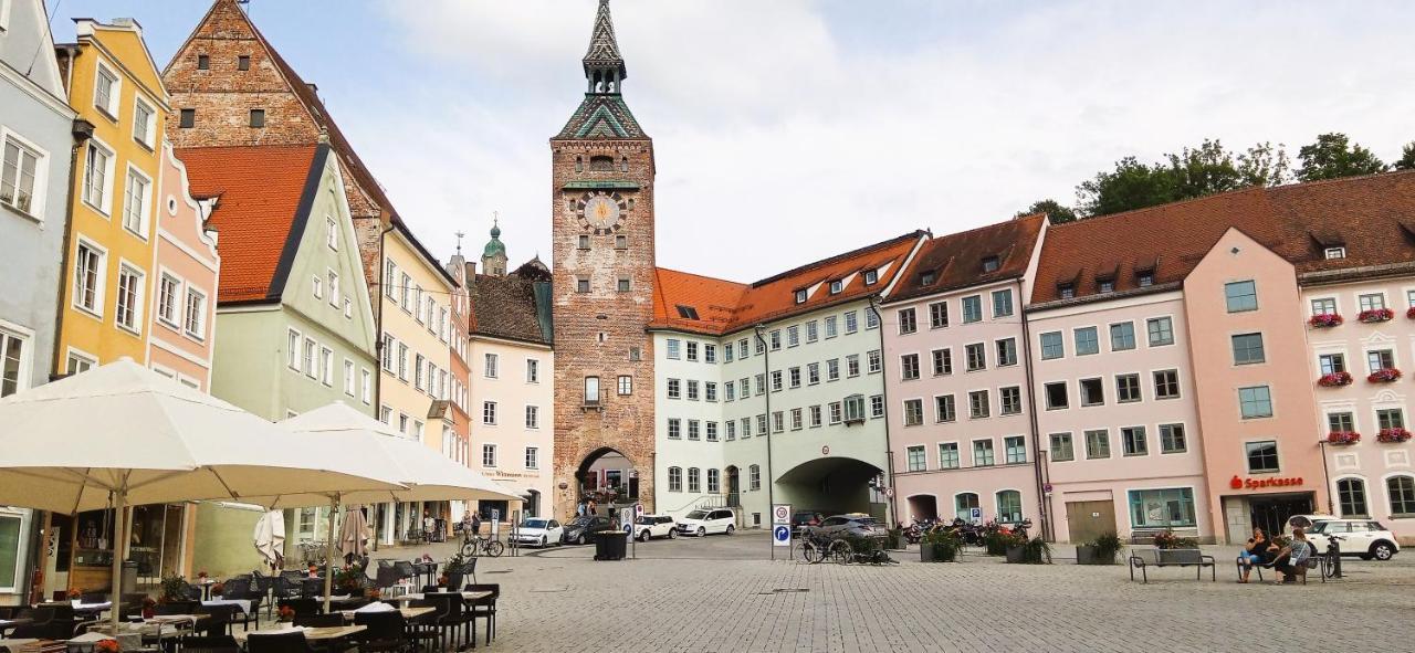 Grosses Zimmer Bad Kueche Wohnzimmer Terasse Garten Zentral Ruhig Landsberg am Lech Zewnętrze zdjęcie